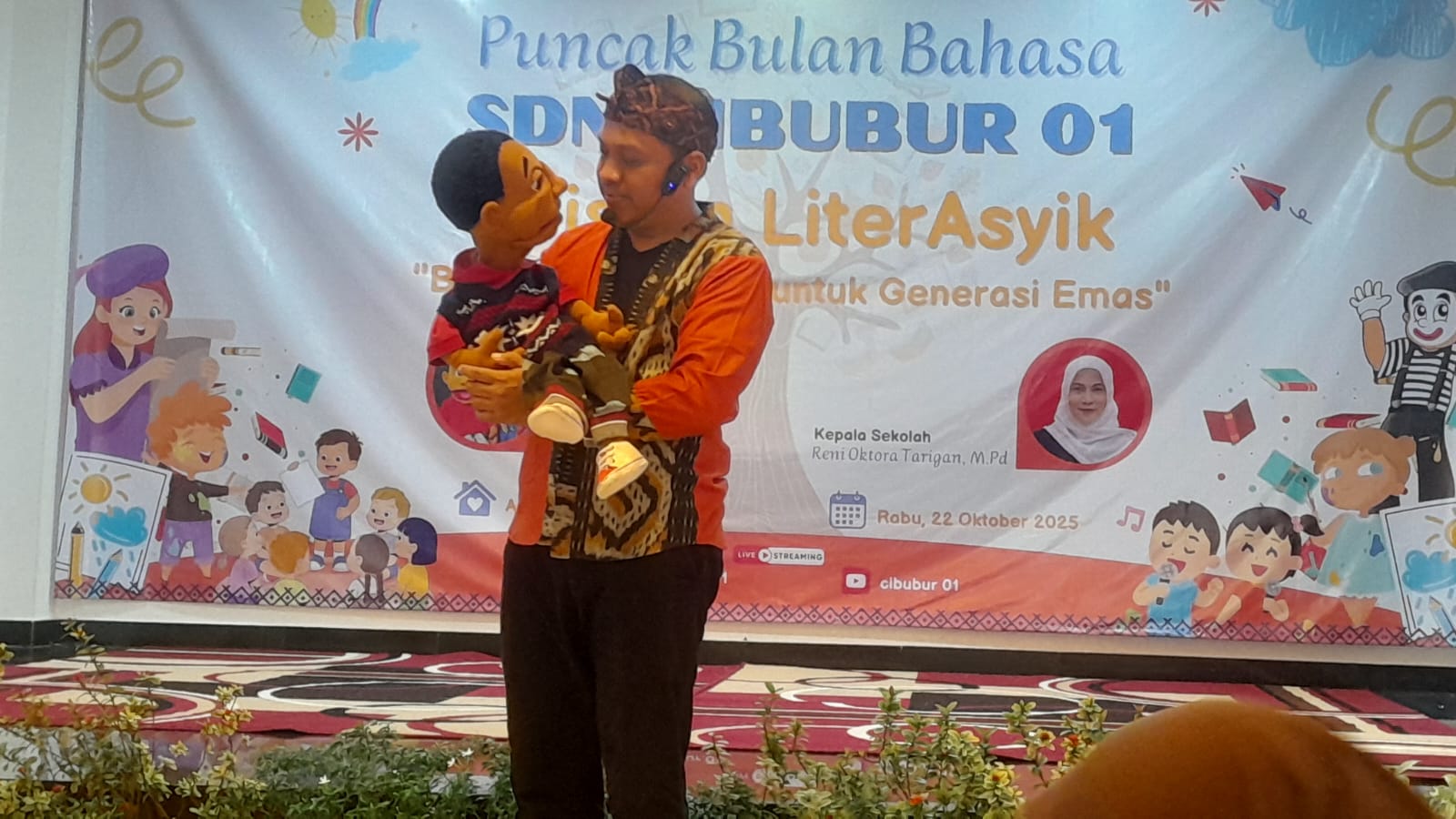 Wisata LiterAsyik Ke SDN Cibubur 01